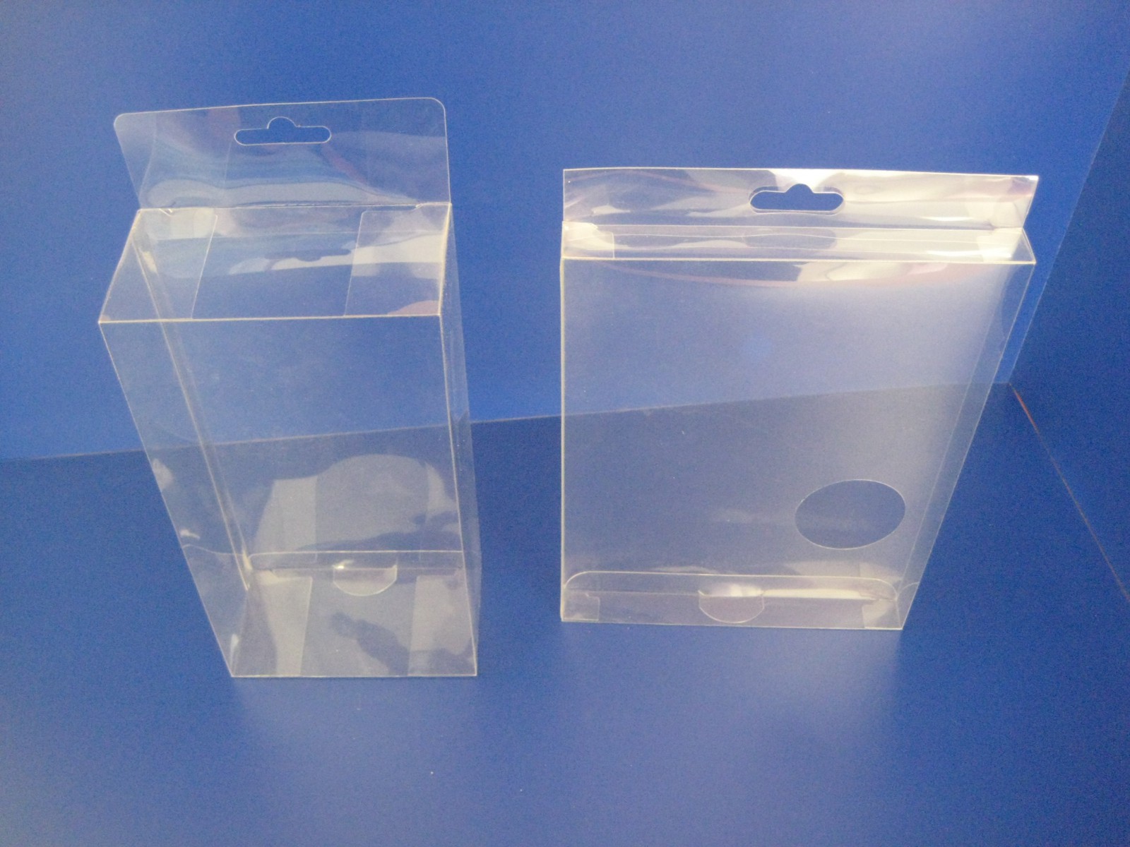 прозрачные упаковочные коробки с еврослотом